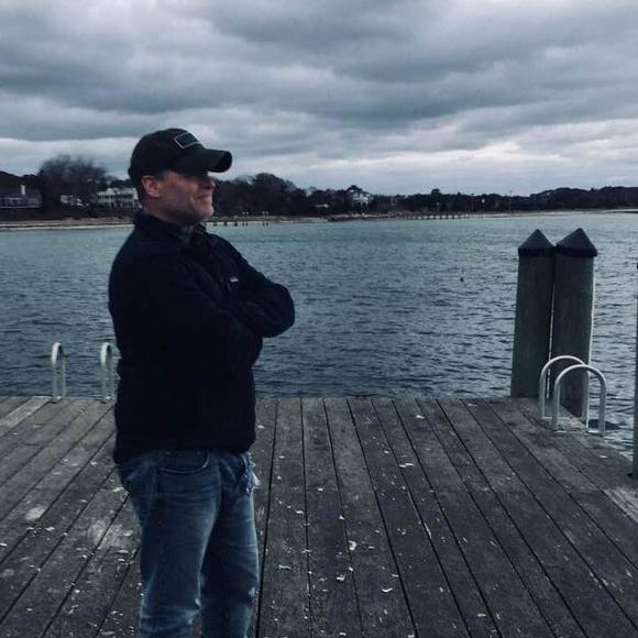 Meet your Posher, Topher - Picture 1 of 1